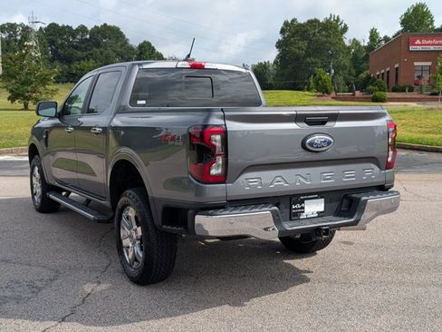 Used 2024 Ford Ranger XLT w/ FX4 Off-Road Package AWD/4WD image 11
