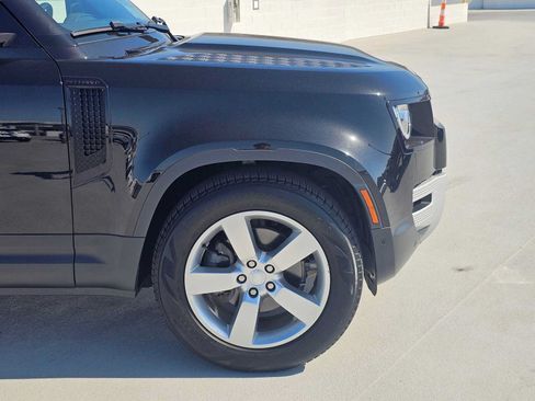 Used 2023 Land Rover Defender 110 AWD/4WD image 9