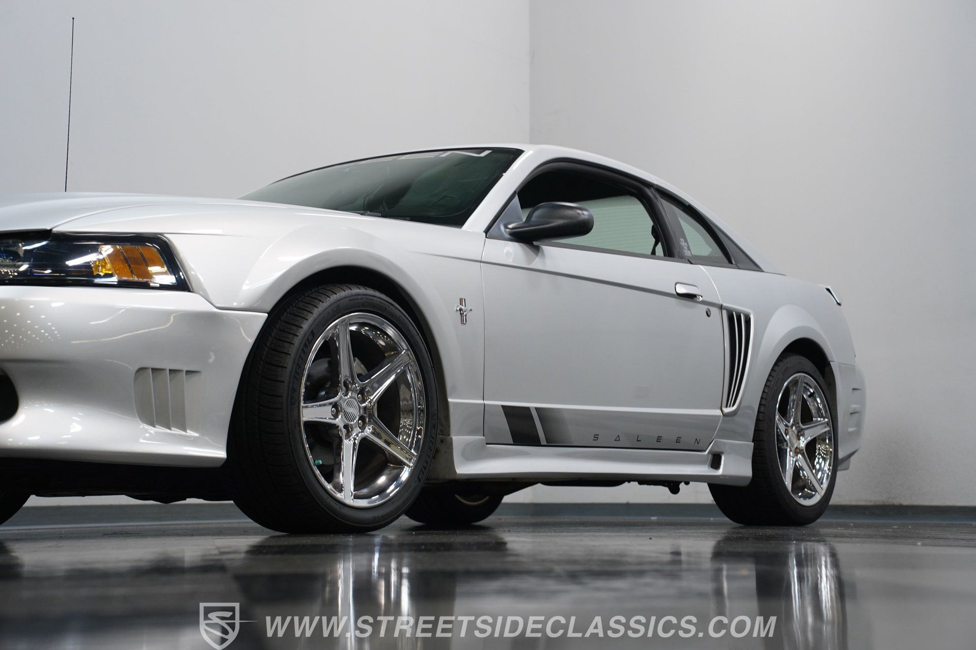 Used 2001 Ford Mustang GT RWD image 21