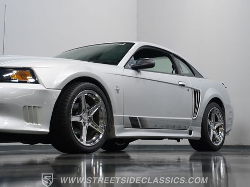 Used 2001 Ford Mustang GT RWD image 21