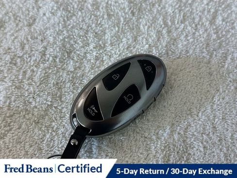 Used 2018 Toyota RAV4 XLE w/ Carpet Mat Package image 27