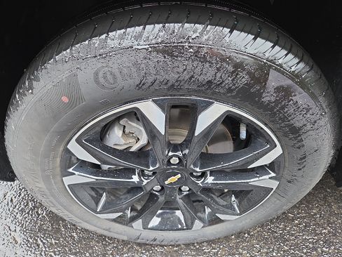 Used 2023 Chevrolet TrailBlazer LT w/ Convenience Package FWD image 12