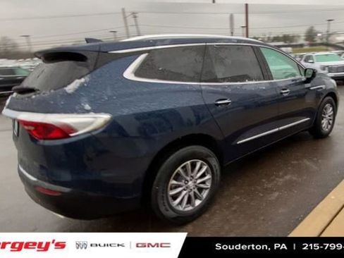 Certified 2023 Buick Enclave Essence image 9