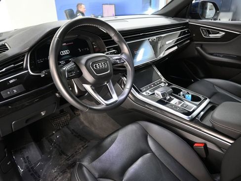 Used 2021 Audi Q8 Premium Plus w/ Premium Plus Package image 8