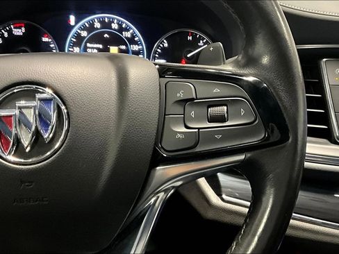 Used 2023 Buick Enclave Premium image 24