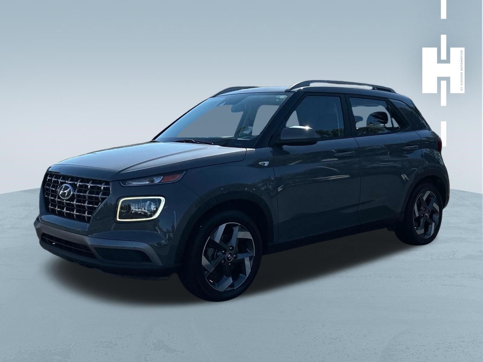 Used 2020 Hyundai Venue SEL w/ Convenience + Premium Package FWD image 3