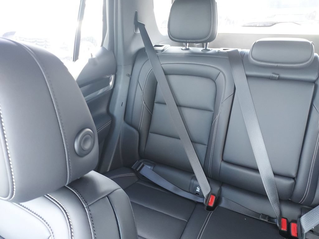 New 2026 GMC Terrain Elevation w/ Elevation Premium Package AWD/4WD image 12