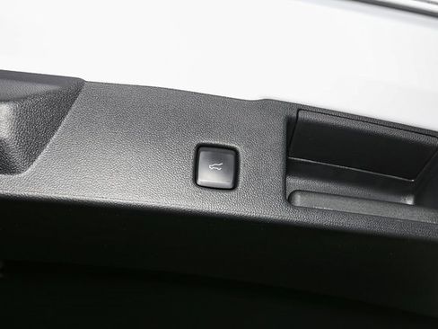 Used 2023 Ford Escape ST-Line w/ Tech Pack #1 image 12