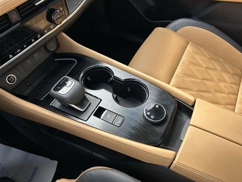 Used 2023 Nissan Rogue Platinum image 23