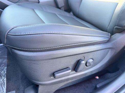 New 2025 Kia Telluride S image 25