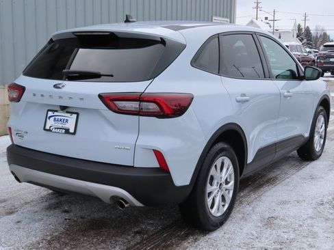 Used 2025 Ford Escape Active image 3