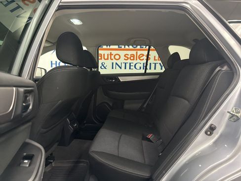 Used 2018 Subaru Outback 2.5i Premium AWD/4WD image 9