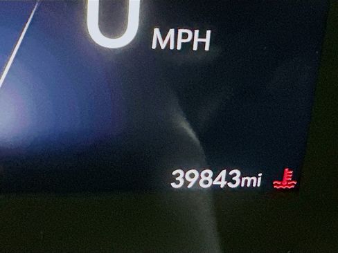 Used 2024 Buick Encore GX Sport Touring image 18