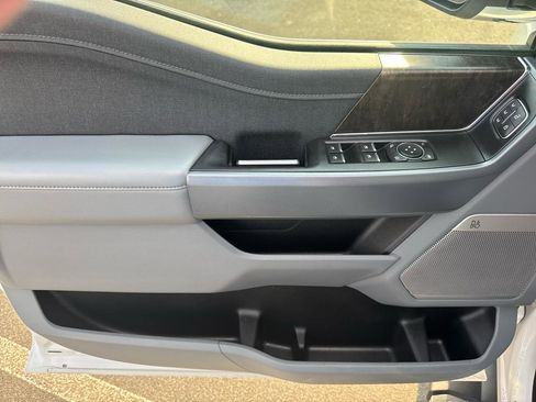 Used 2021 Ford F150 Lariat w/ Max Trailer Tow Package image 21