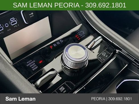 New 2025 Jeep Grand Cherokee Summit w/ Obsidian Package image 17