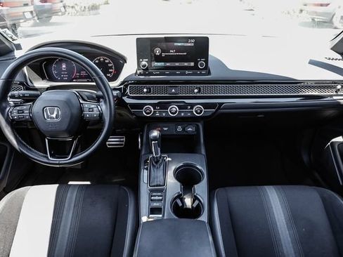 Used 2022 Honda Civic Sport image 12