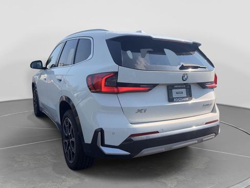 Used 2023 BMW X1 xDrive28i w/ Premium Package AWD/4WD image 3
