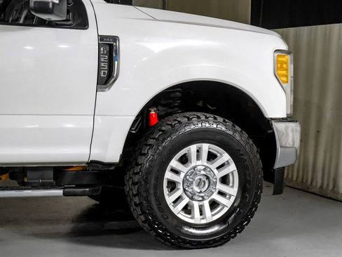 Used 2017 Ford F250 XLT w/ XLT Value Package AWD/4WD image 7