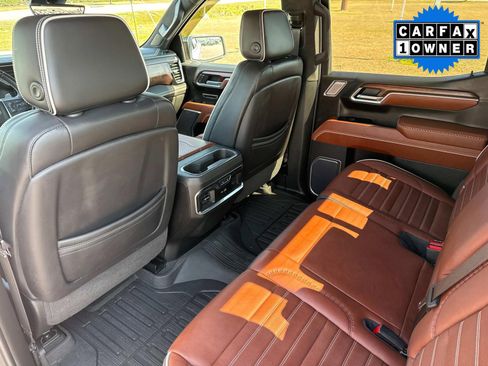 Used 2023 GMC Sierra 1500 Denali Ultimate image 19