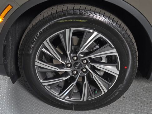 New 2026 Lincoln Aviator Premiere image 11