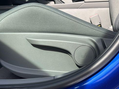 New 2026 Hyundai Elantra SE image 24