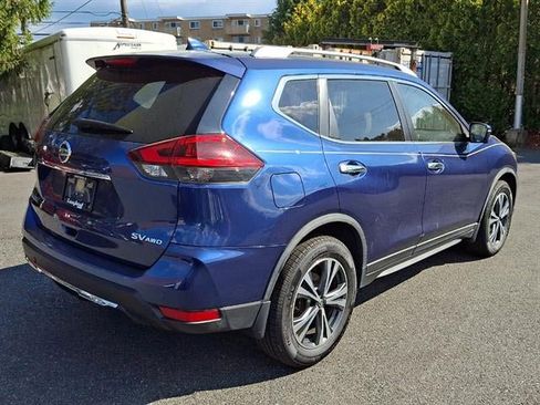 Certified 2019 Nissan Rogue SV w/ Sun & Sound Touring Package AWD/4WD image 6