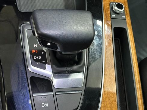 Certified 2023 Audi Q5 2.0T Premium w/ Convenience Package image 21