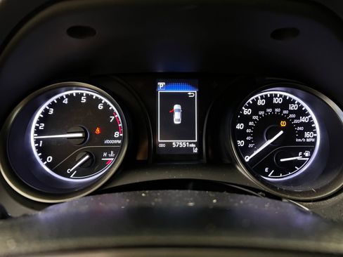 Certified 2021 Toyota Camry SE w/ Carpet Mat Package (TMS) image 10