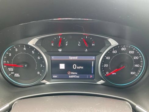 Used 2024 Chevrolet Equinox LT AWD/4WD image 4