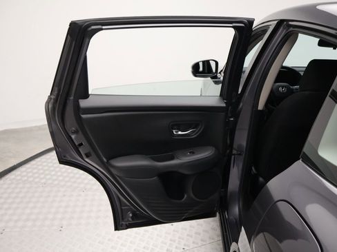 Used 2025 Honda HR-V LX image 21
