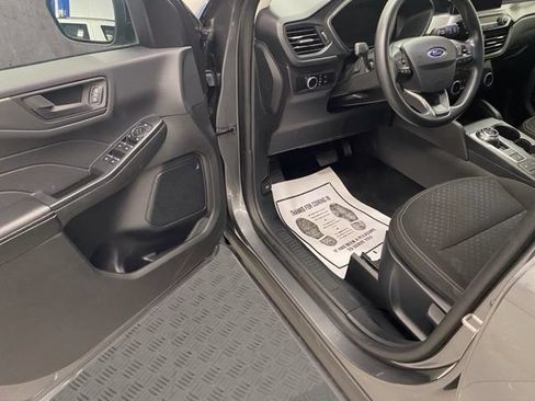 Used 2025 Ford Escape Active AWD/4WD image 19