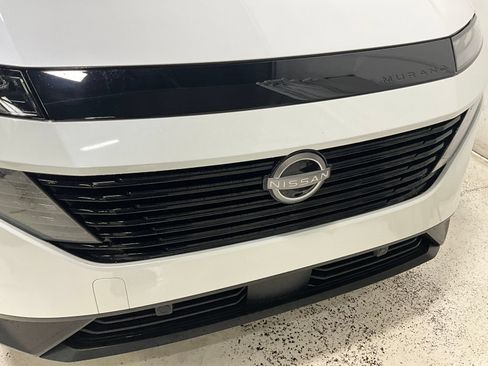 Used 2025 Nissan Murano SV AWD/4WD image 27