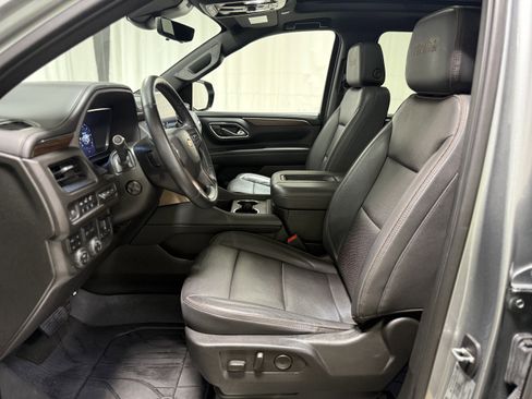 Certified 2023 Chevrolet Suburban High Country image 15