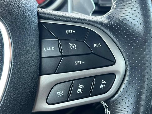 Used 2020 Dodge Challenger SRT Hellcat RWD image 22