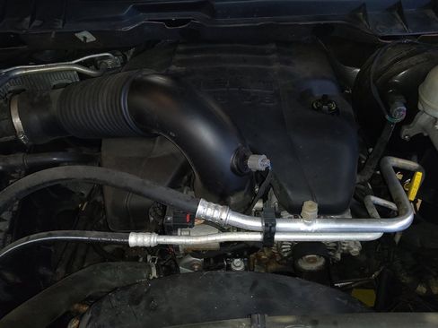 Used 2016 RAM 1500 Laramie w/ Convenience Group image 30