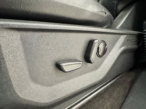 Used 2022 Ford F150 XLT w/ Equipment Group 302A High AWD/4WD image 12