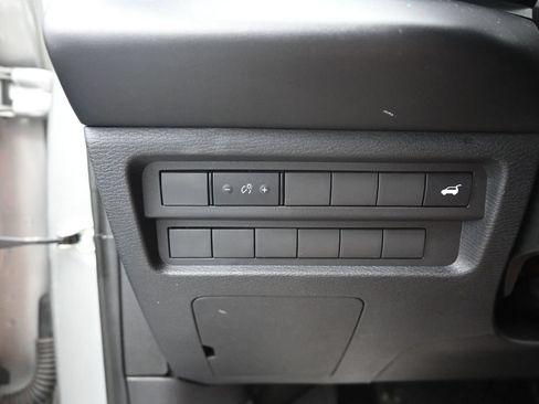 Used 2024 Mitsubishi Outlander SE FWD image 36