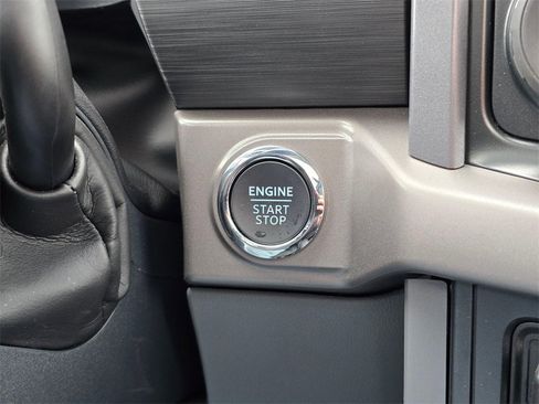 Used 2024 Ford F150 XLT w/ Equipment Group 303A High image 30