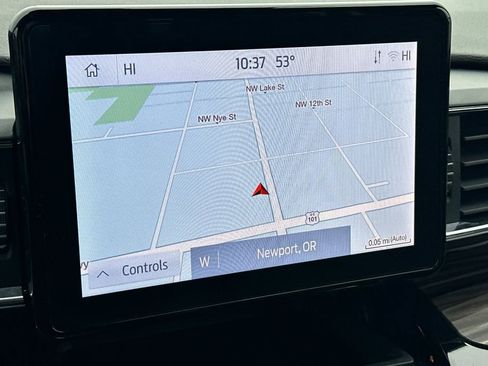 Used 2023 Ford Explorer Limited image 19