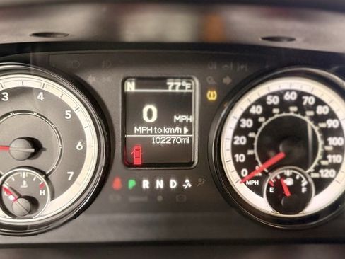 Used 2018 RAM 2500 Tradesman w/ Chrome Appearance Group image 13