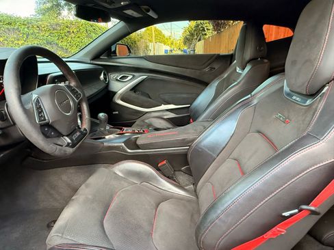Used 2017 Chevrolet Camaro ZL1 RWD image 8