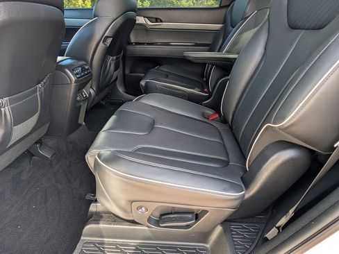 Used 2023 Hyundai Palisade SEL w/ Premium Package FWD image 22