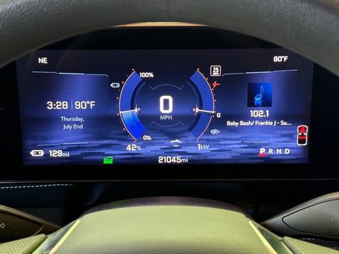 Used 2025 Chevrolet Blazer EV LT w/ Midnight/Sport Edition FWD image 33