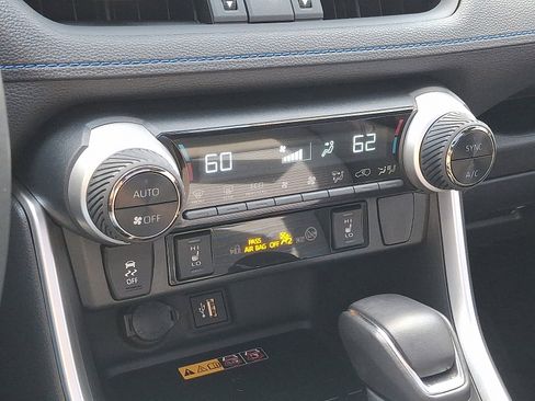 Certified 2025 Toyota RAV4 XSE w/ Advanced Technology Package image 18