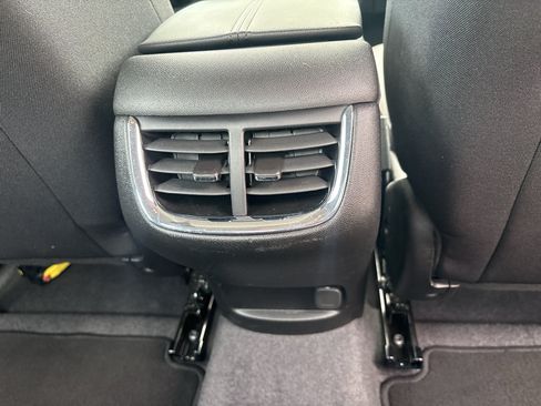Used 2023 Chevrolet Malibu LT FWD image 25