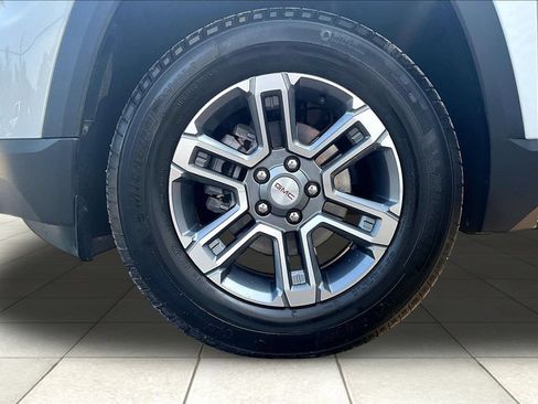 Used 2026 GMC Terrain Elevation AWD/4WD image 9