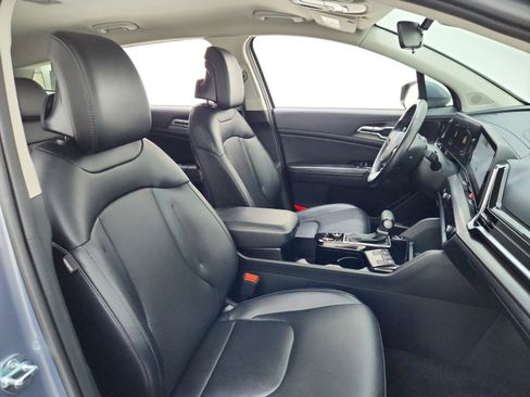 Used 2024 Kia Sportage EX FWD image 28