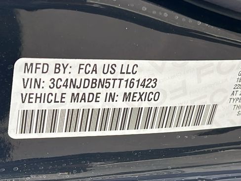 New 2026 Jeep Compass Latitude image 30