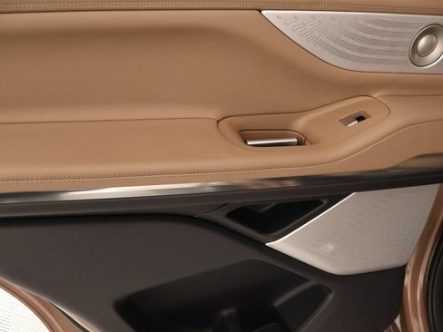 New 2026 Lincoln Navigator Black Label AWD/4WD image 18