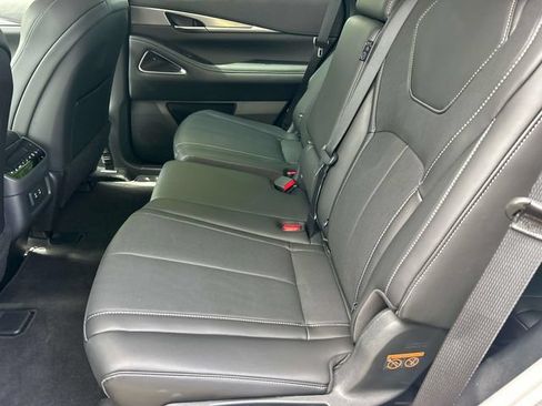 Certified 2026 INFINITI QX60 Luxe w/ Cargo Package FWD image 20